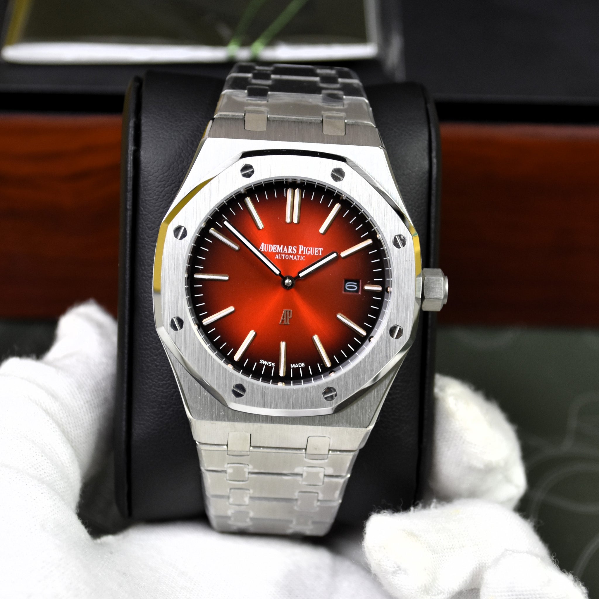 ROYAL OAK AUTO CHAIN SILVER RED BLACK DAIL