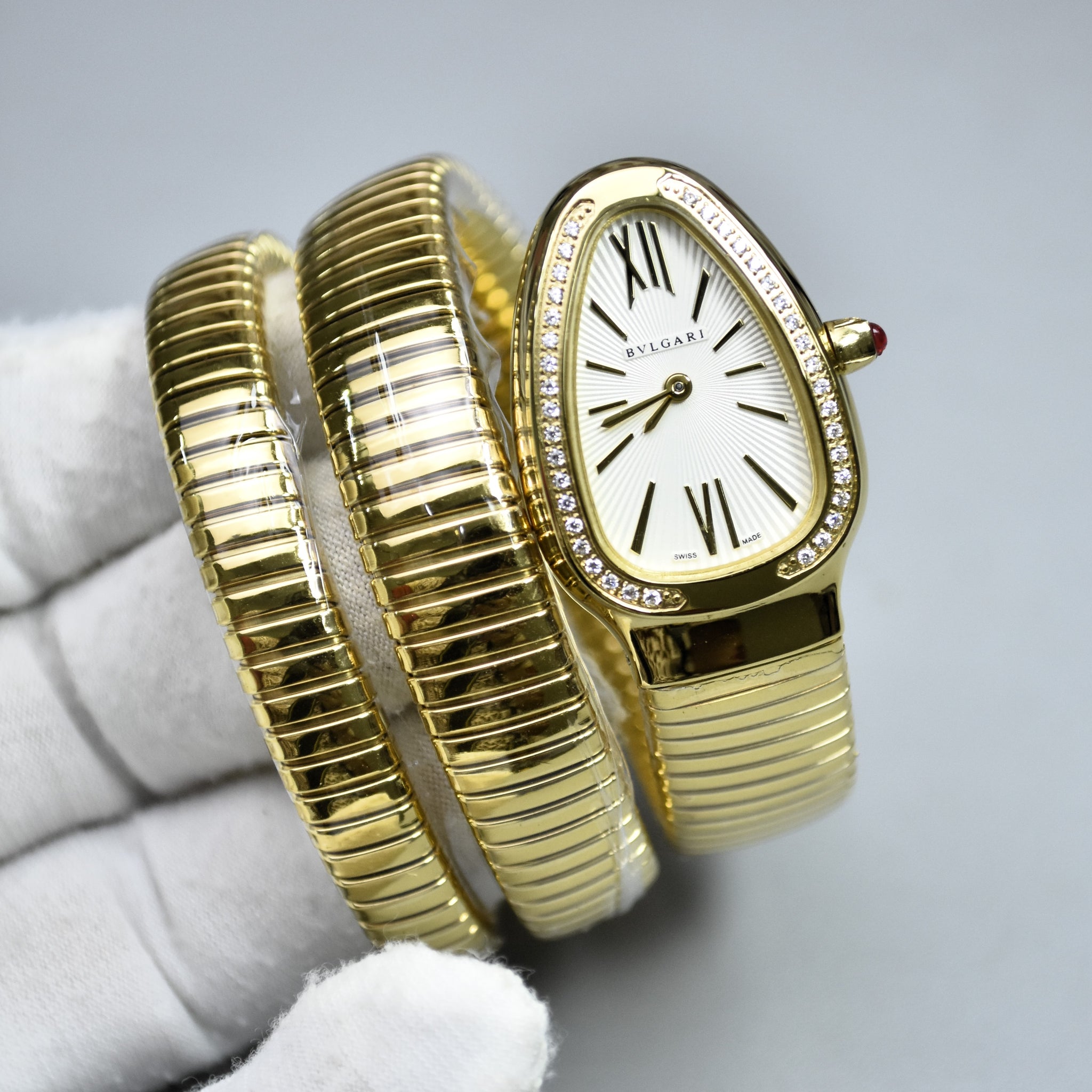 Snake Serpenti Tubogas Quartz Gold White Dail