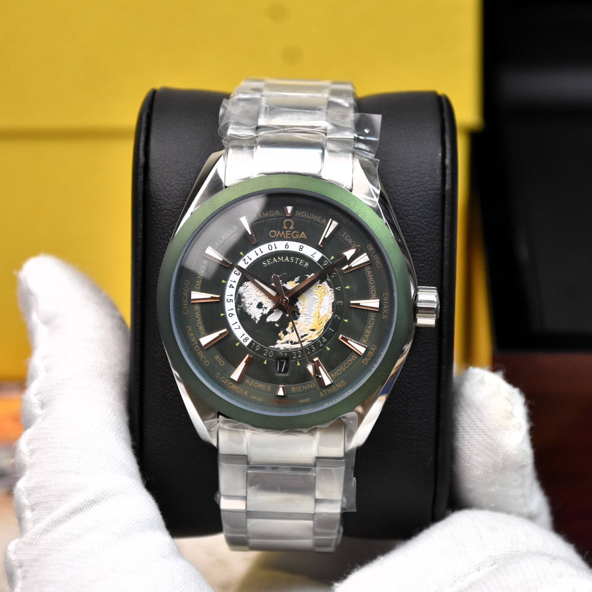 AQUATERRA WORLD MAP AUTO CHAIN SILVER GREEN DAIL