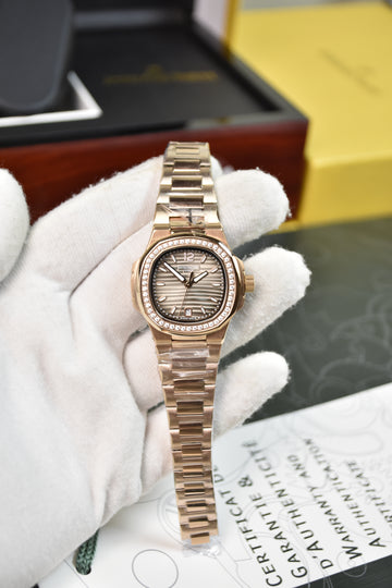 Ladies Nautilus Quartz Stones Rose Grey