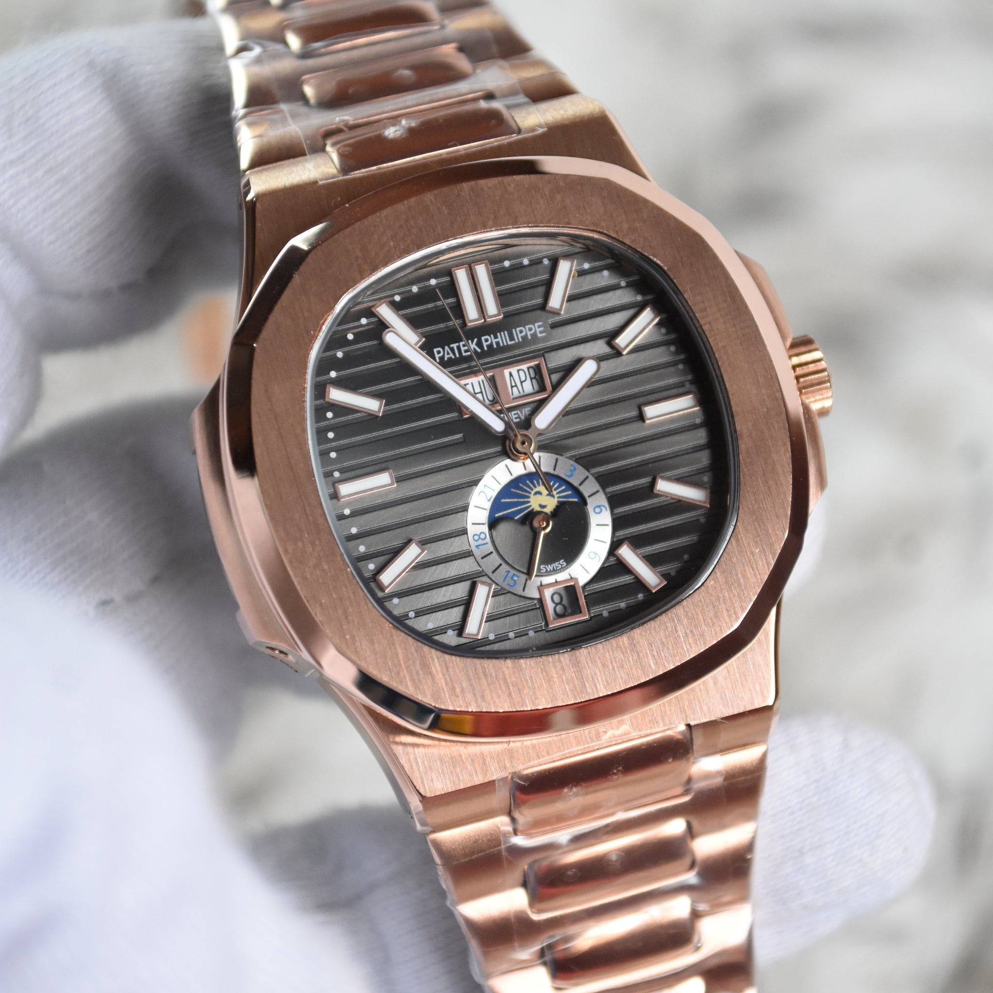 NAUTILUS CALENDER AUTO CHAIN ROSE GREY (ZP)