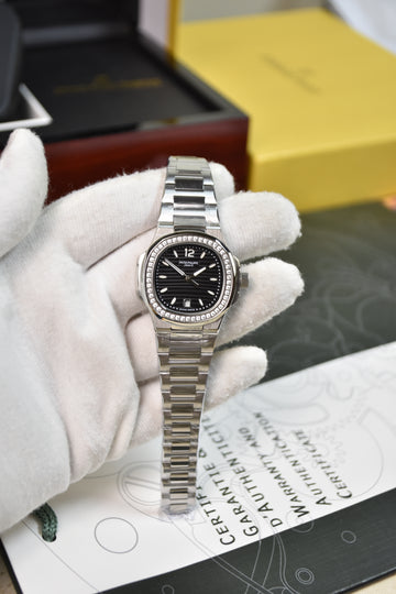 Ladies Nautilus Quartz Stones Silver Black