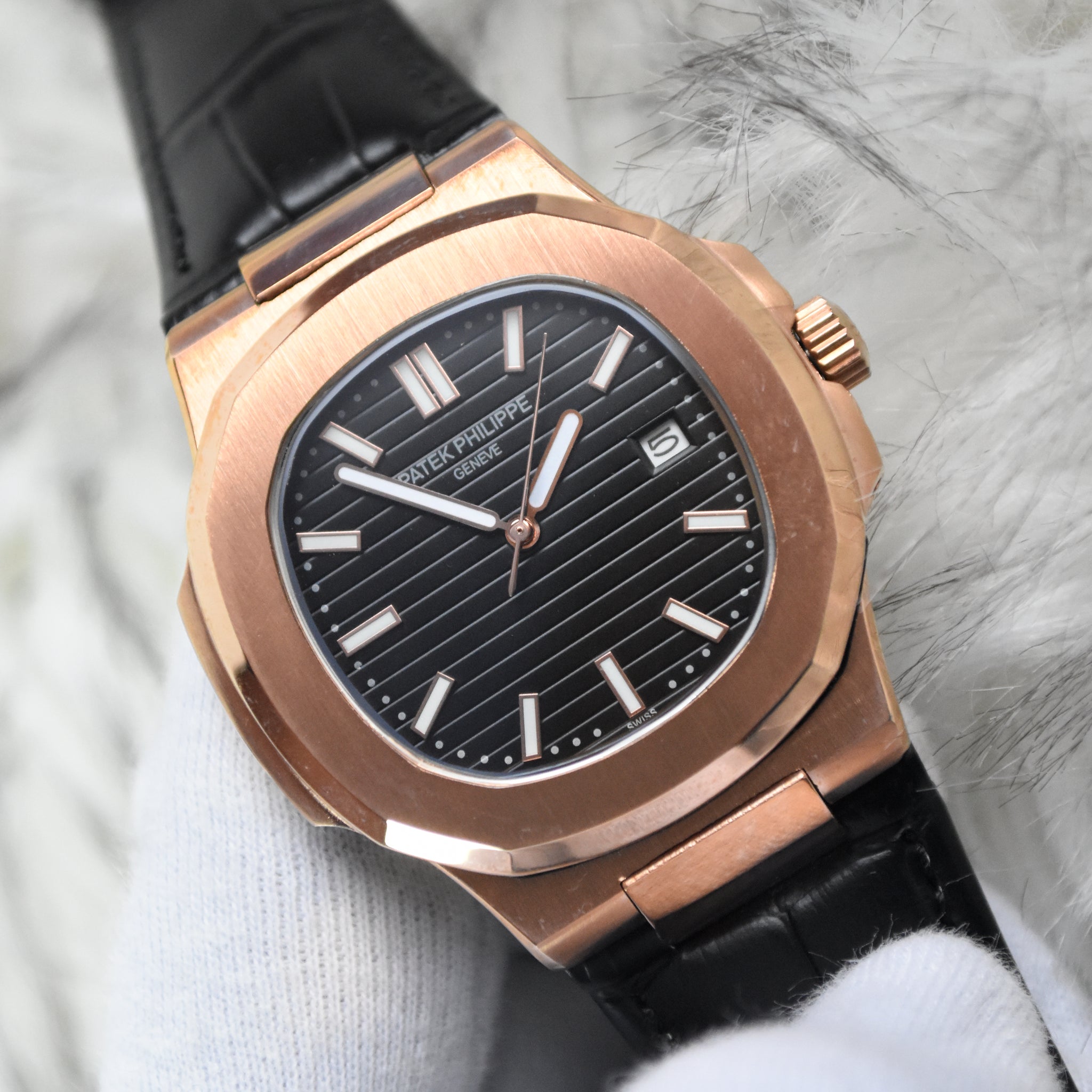 PP NAUTILUS AUTO STRAP ROSE BLACK (ZP)