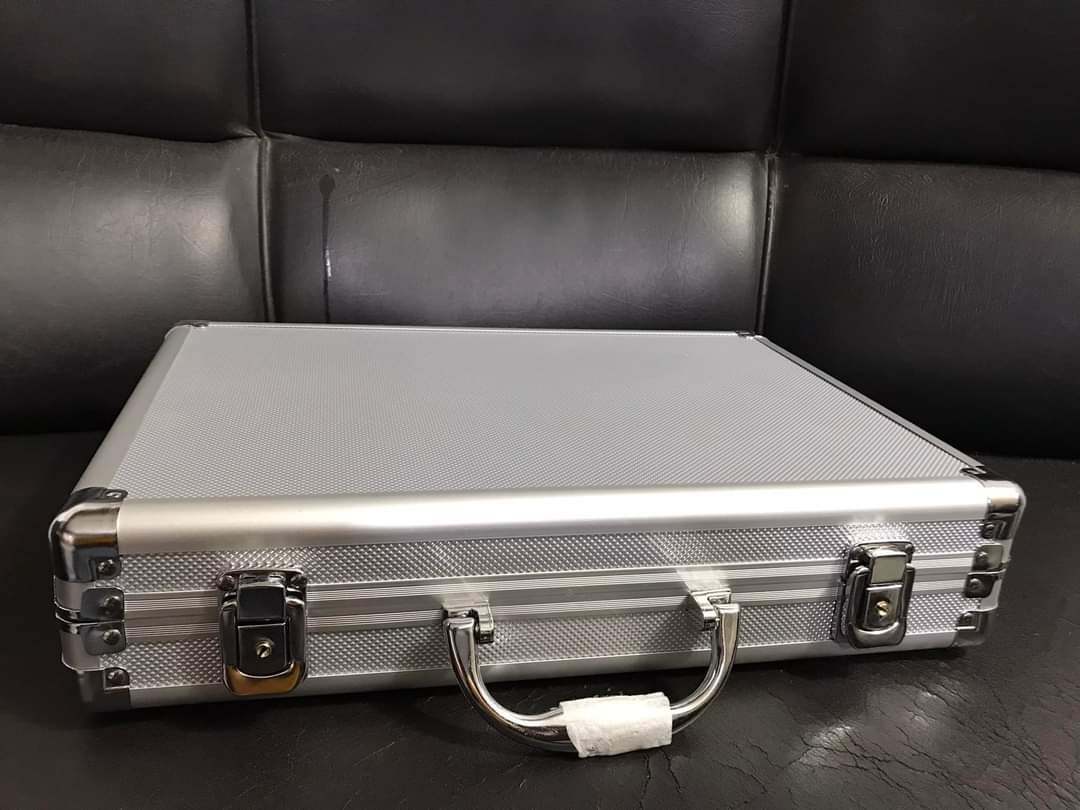 ALMUNIUM BRIEFCASE
