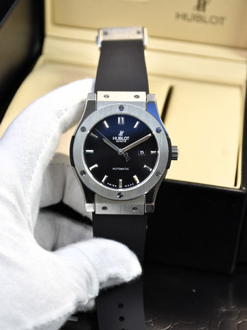 CF AUTO PVC SILVER BLACK DAIL