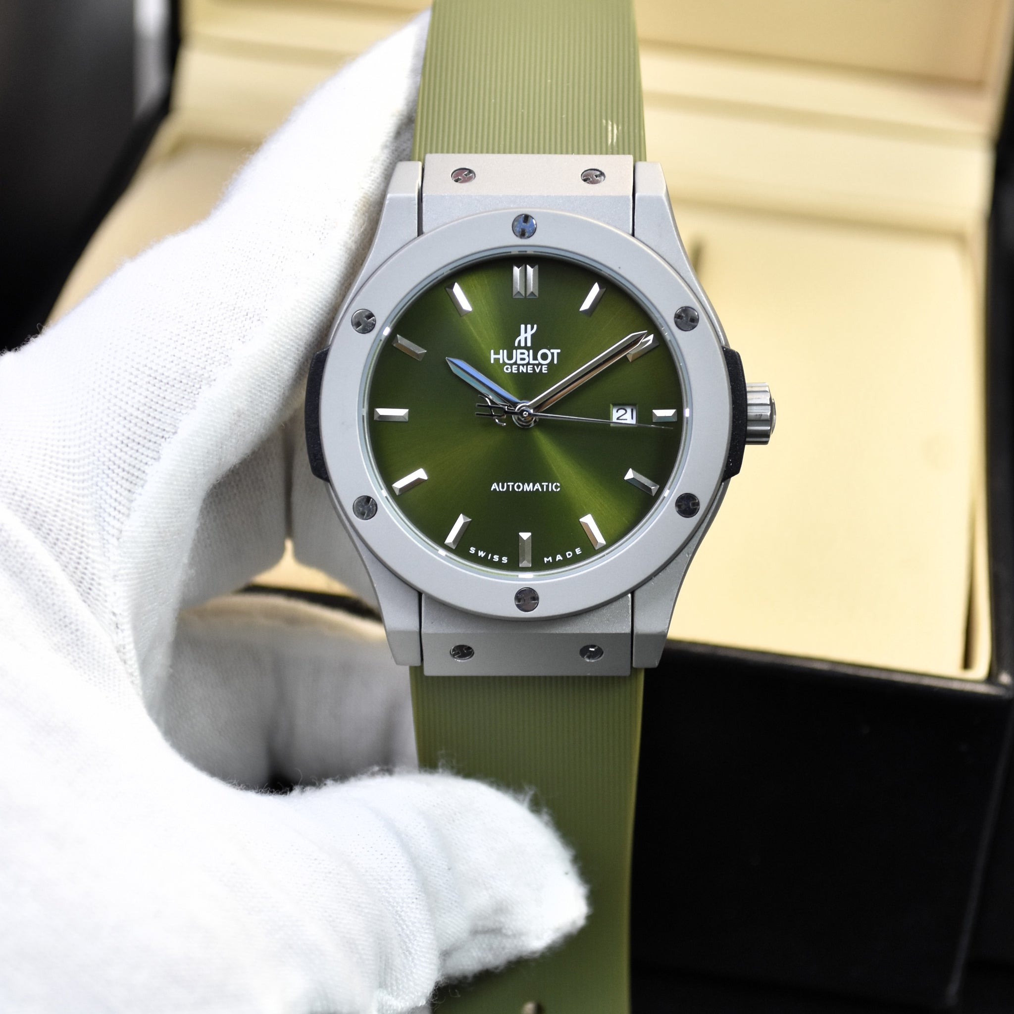 CF AUTO PVC MATTE OLIVE GREEN DAIL