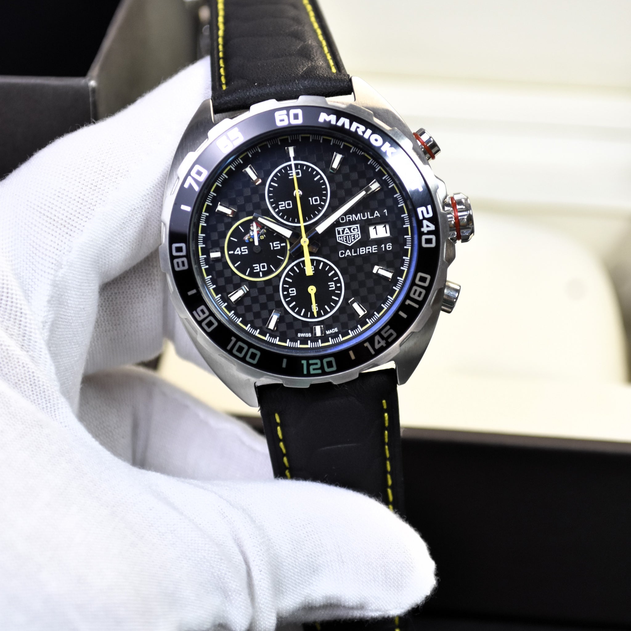 CAL 16 F1 MARIO KART CHRONO SILVER YELLOW BLACK