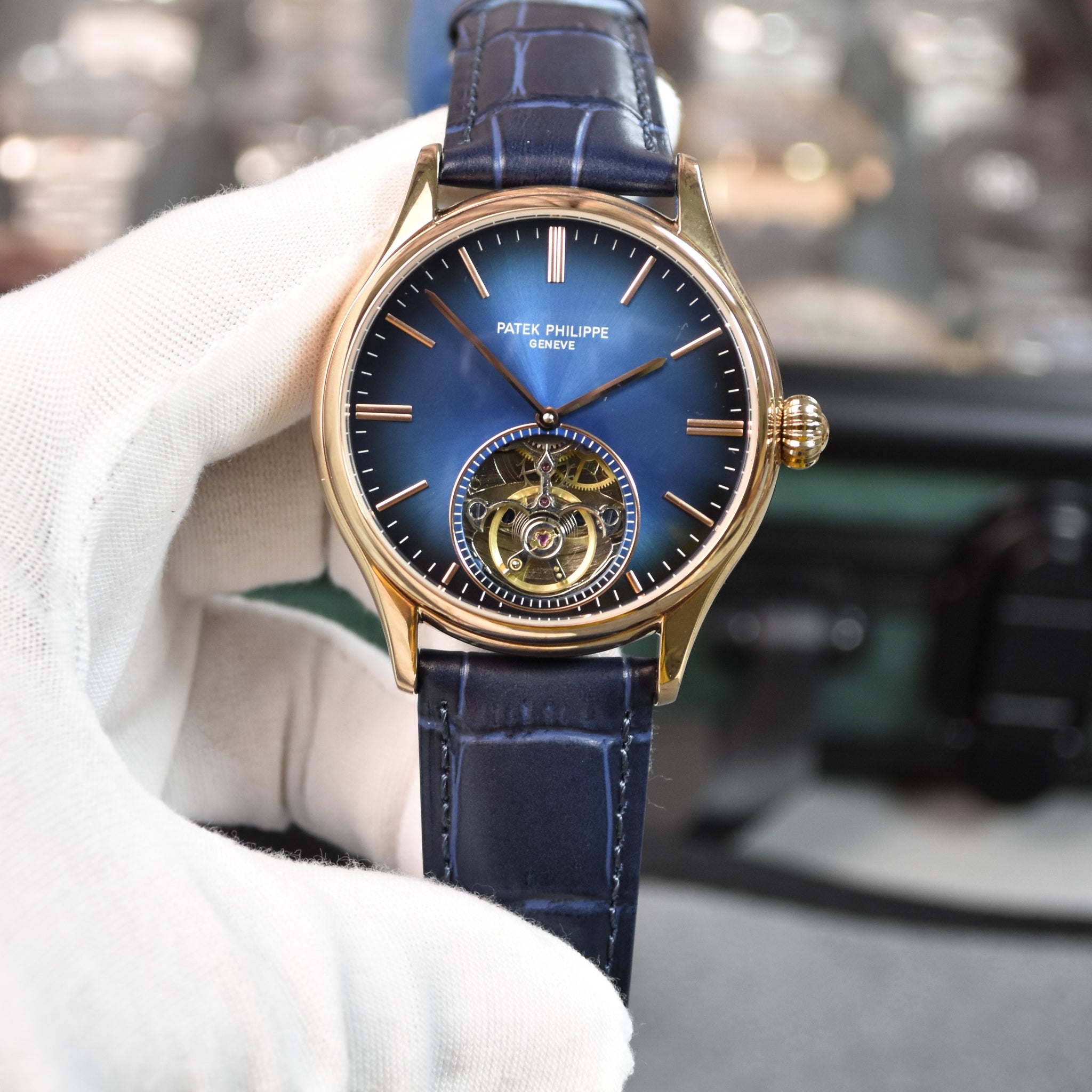 AUTO PENDULUM ROSE BLUE