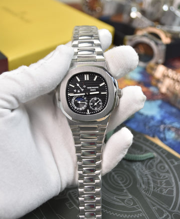 NAUTILIUS POWER RESERVE AUTO SILVER BLACK