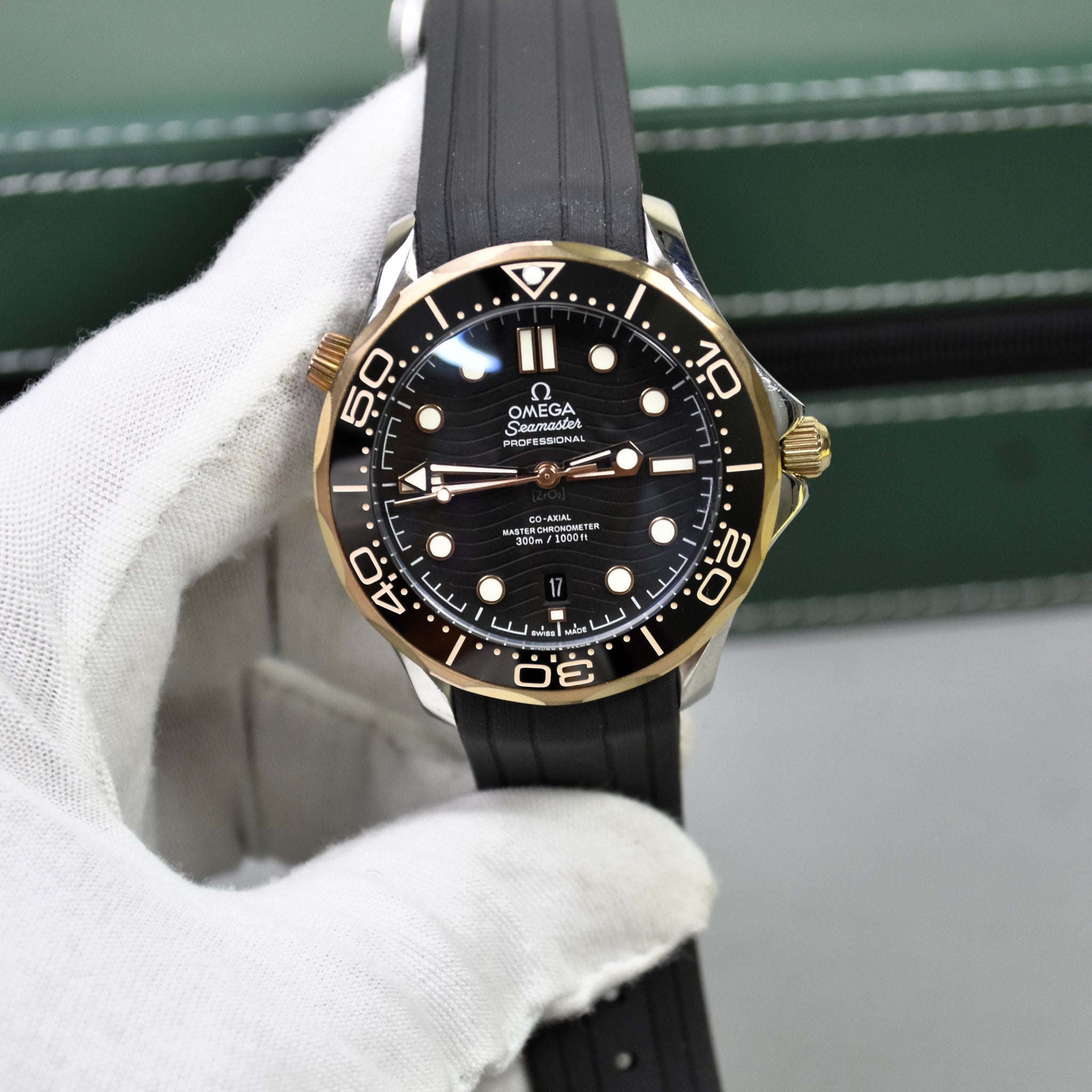SEAMASTER AUTO PVC TWOTONE ROSE BLACK