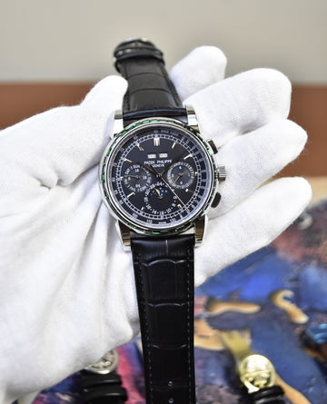CENTURY AUTO GREEN STONES SILVER BLACK DIAL