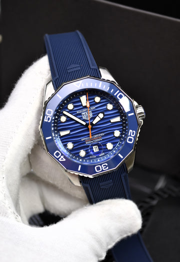 AQUARACER CHRONOMETER AUTO PVC SILVER BLUE LYER DAIL