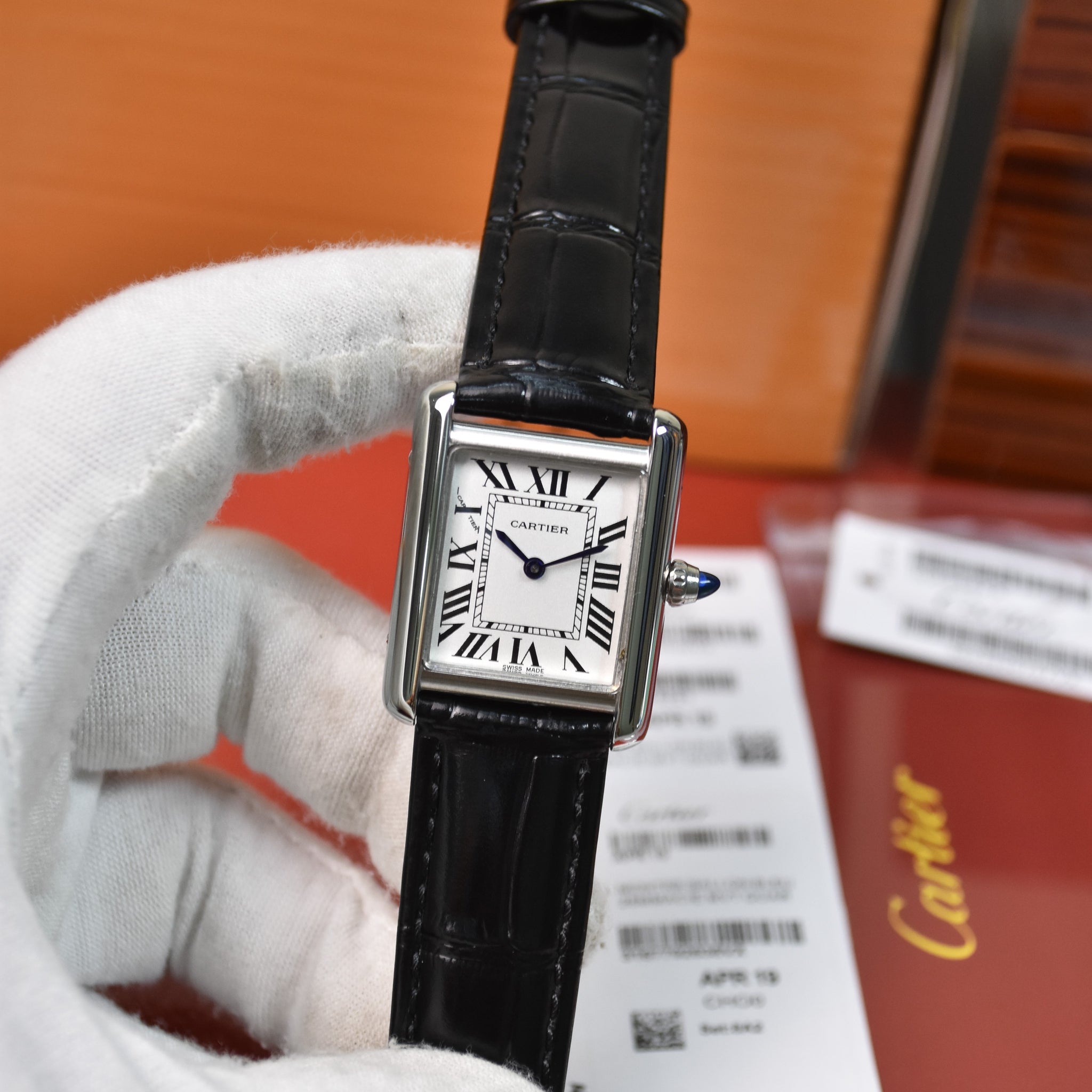 Tank Quartz Silver White Dial 34mm