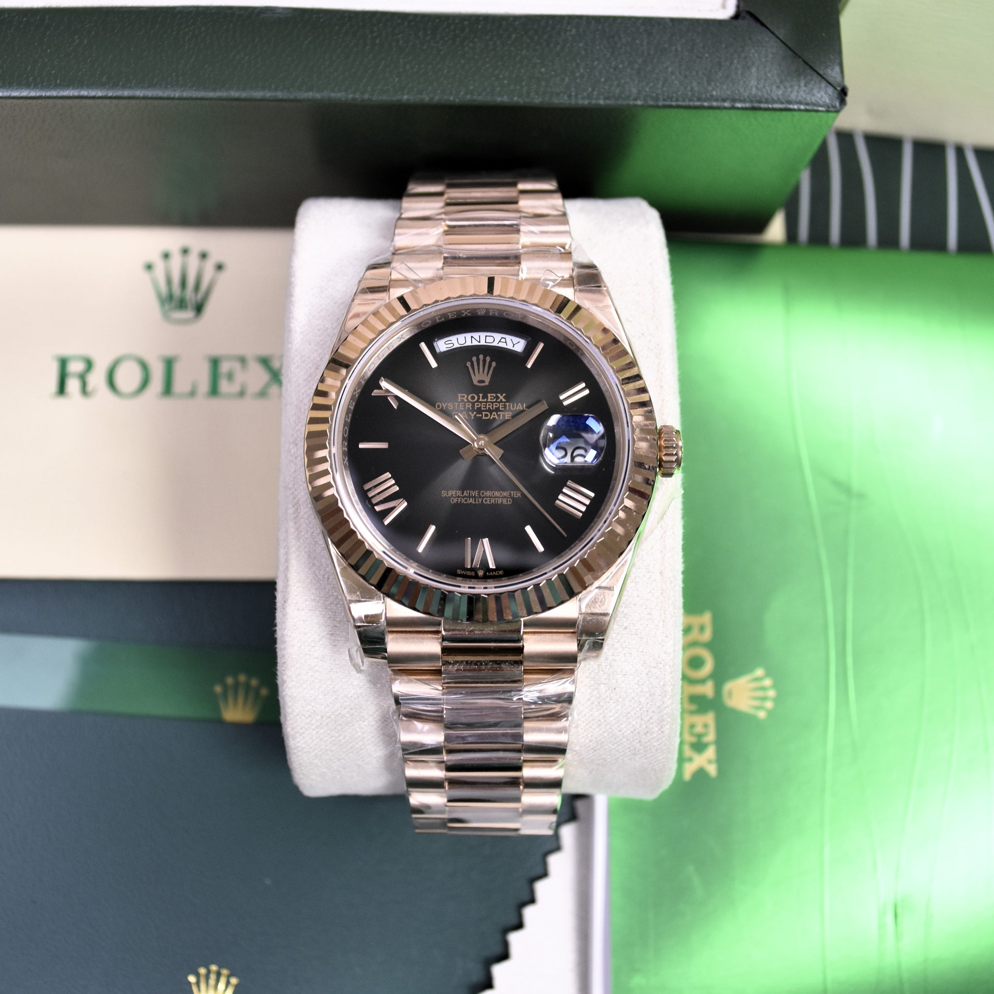 DAYDATE PRESIDENTAL ROSE GREY BLACK ROMAN