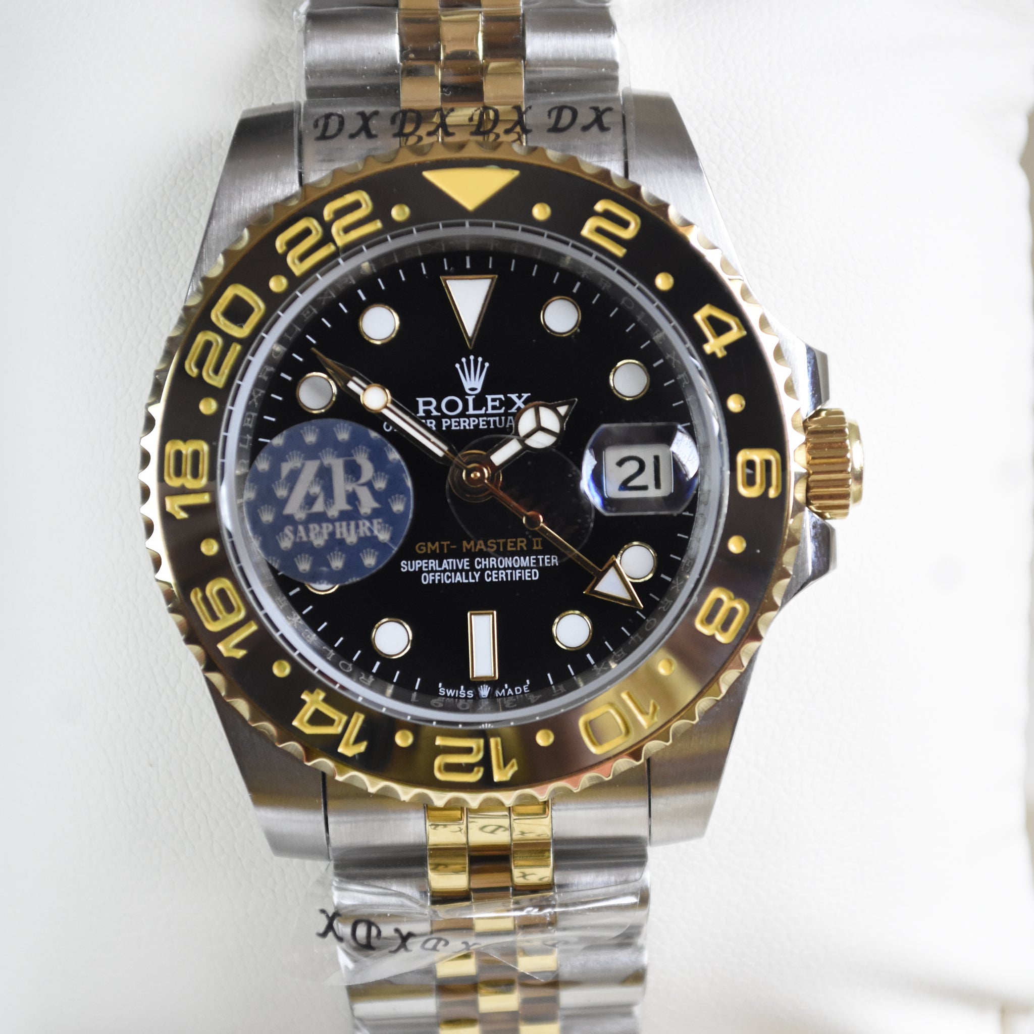 GMT 2 AUTO ZOMBIE 2TONE GOLD BLACK DAIL