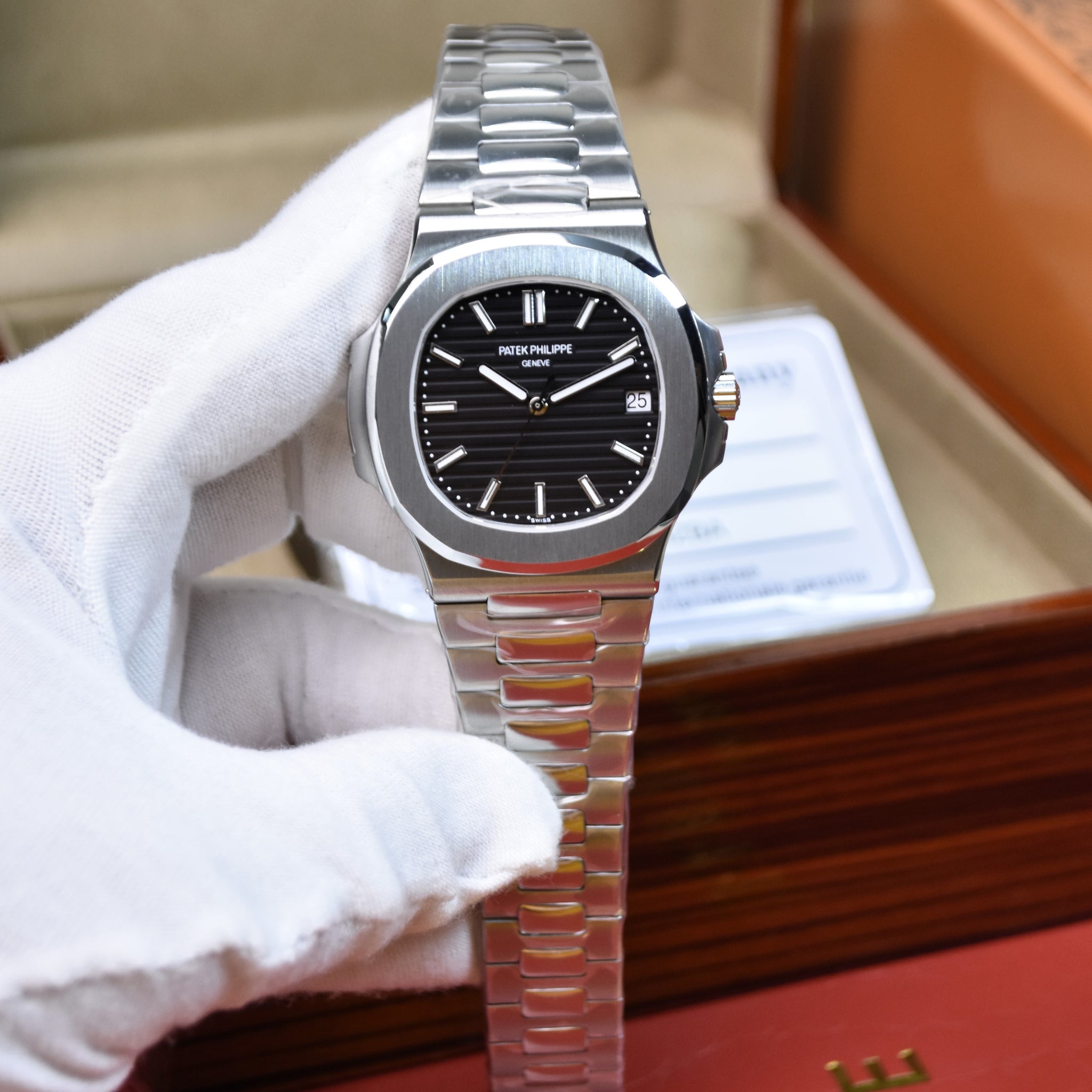 PP NAUTILIUS PREMIUM SILVER BLACK