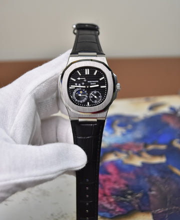 NAUTILIUS POWER RESERVE AUTO SILVER BLACK