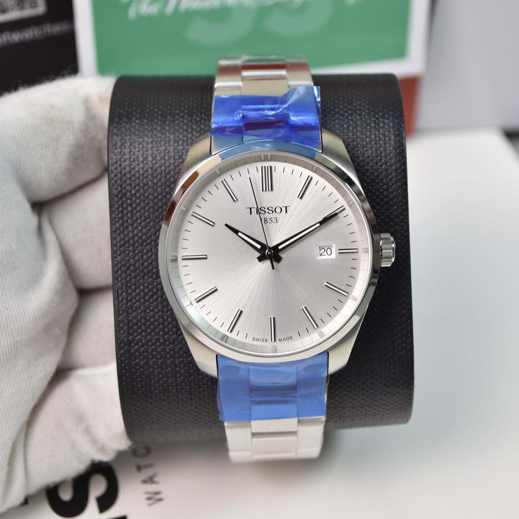 Tissot Men's Quartz Silver White Dial